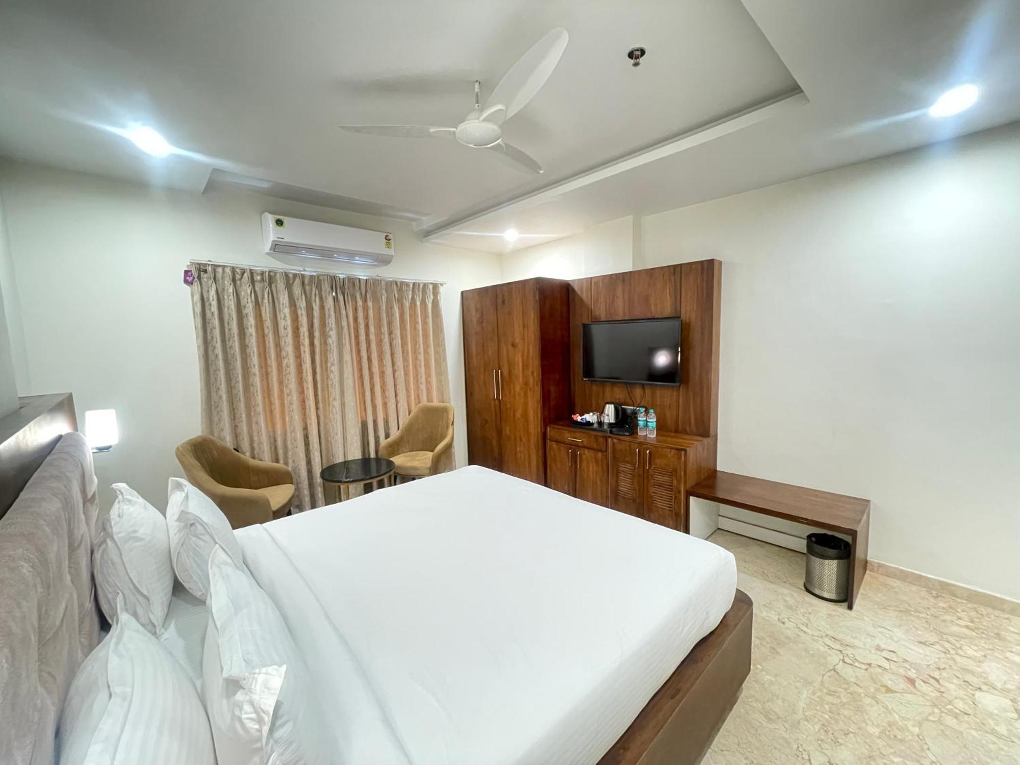Seasons Sajjangarh Hotel อุเดเปอร์ ภายนอก รูปภาพ